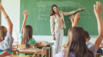 كيف تصبح معلمًا متكاملاً: دليل شامل لتطوير الذات والمهنة