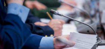 التعليم حول تطور الجنين في المدارس العامة: بين العلم والسياسة